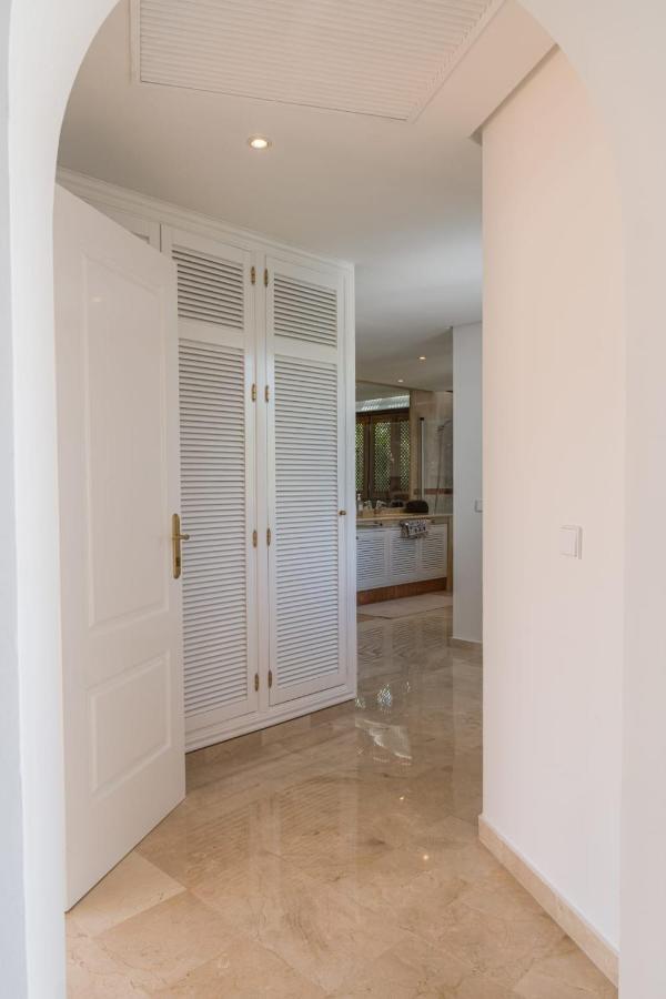 شقة Luxurious Penthouse In Ventura Del Mar Puerto Banus ماربيا المظهر الخارجي الصورة
